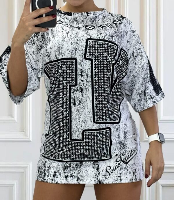 White oversized tee with glitter LV